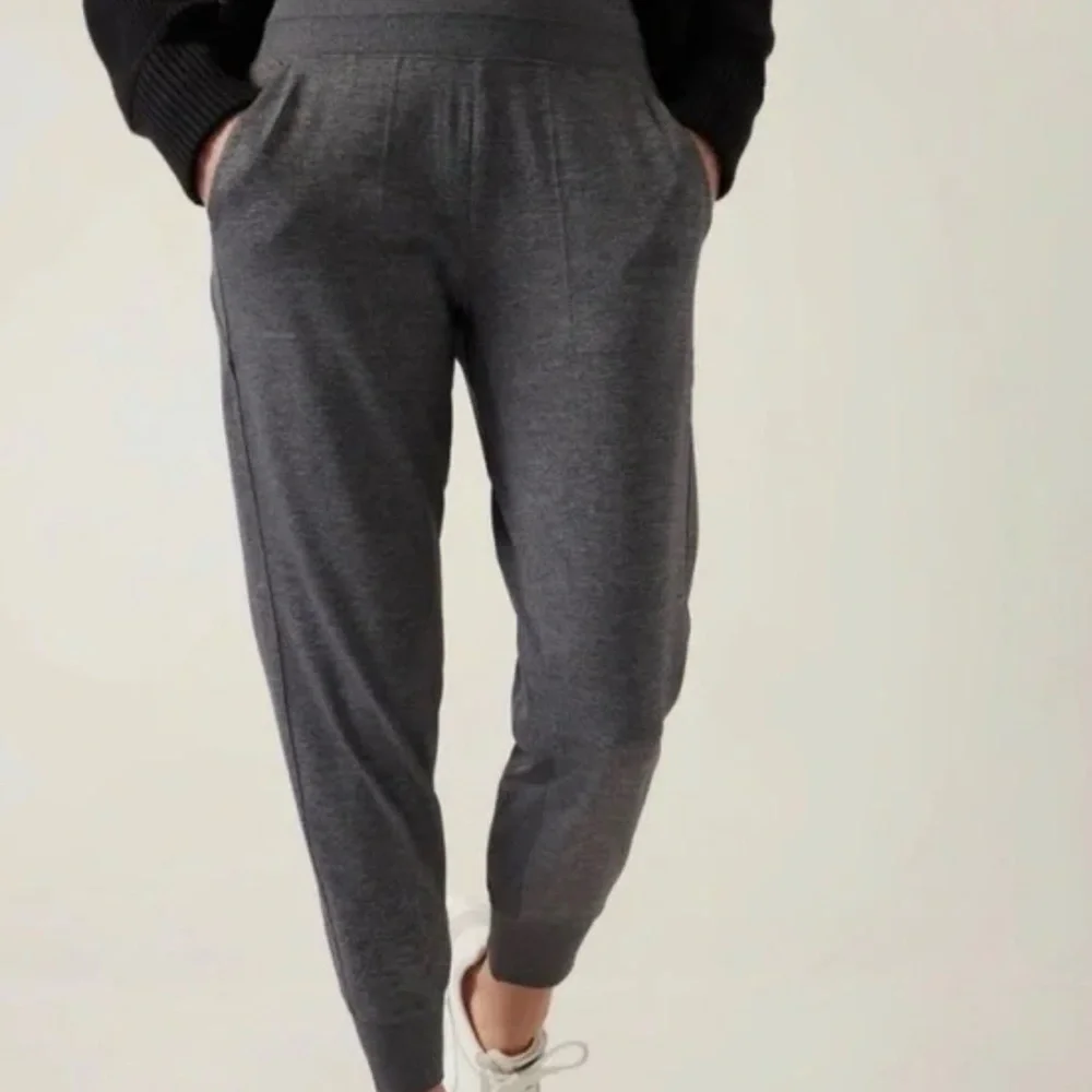 Athleta Charcoal Gray High-Waist Venice Jogger Pants XS XSmall - Picture 1 of 6
